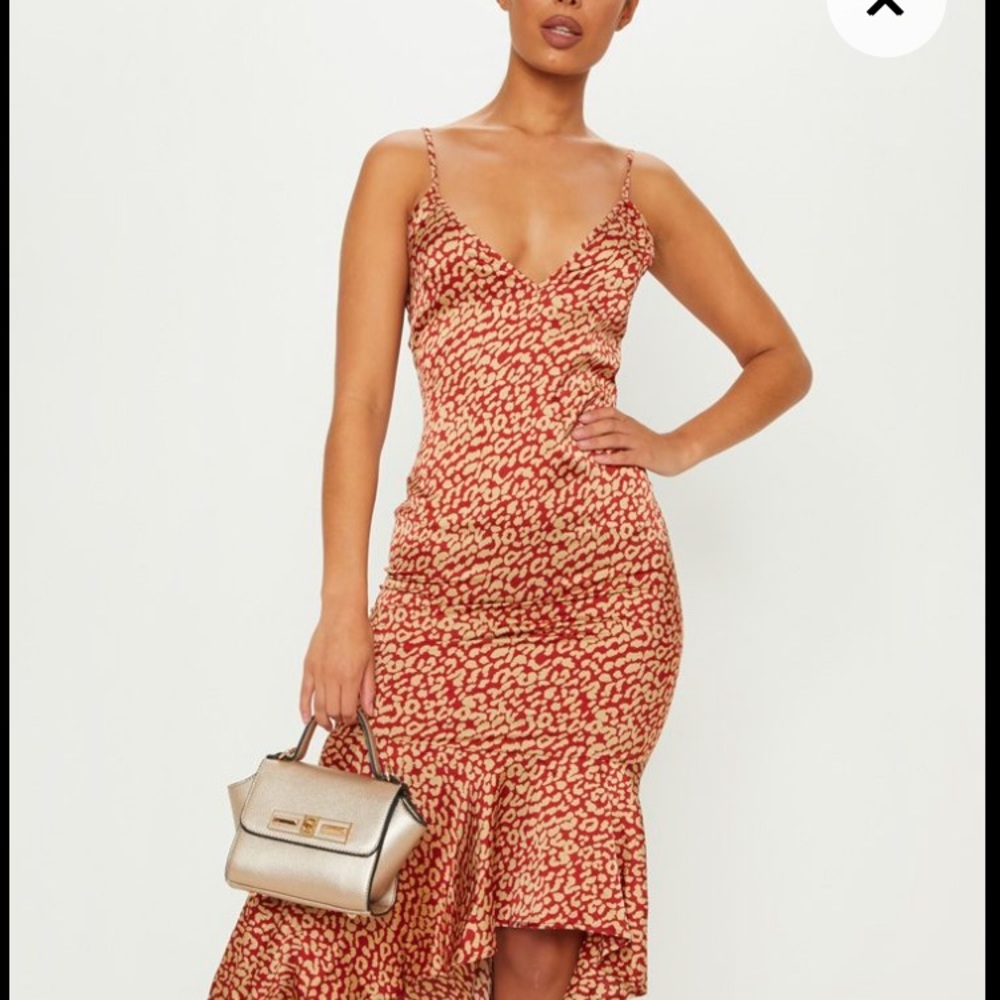 Red leopard print dress 🐆